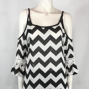 Uno Qi ZigZag Tunic Top